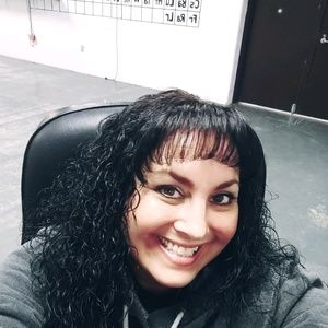 Meet your Posher, Angela